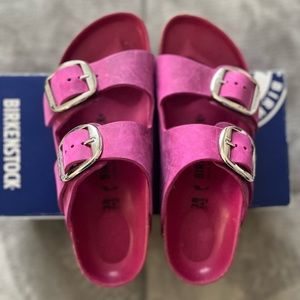 Beautiful, fuchsia Birkenstocks with big buckle!